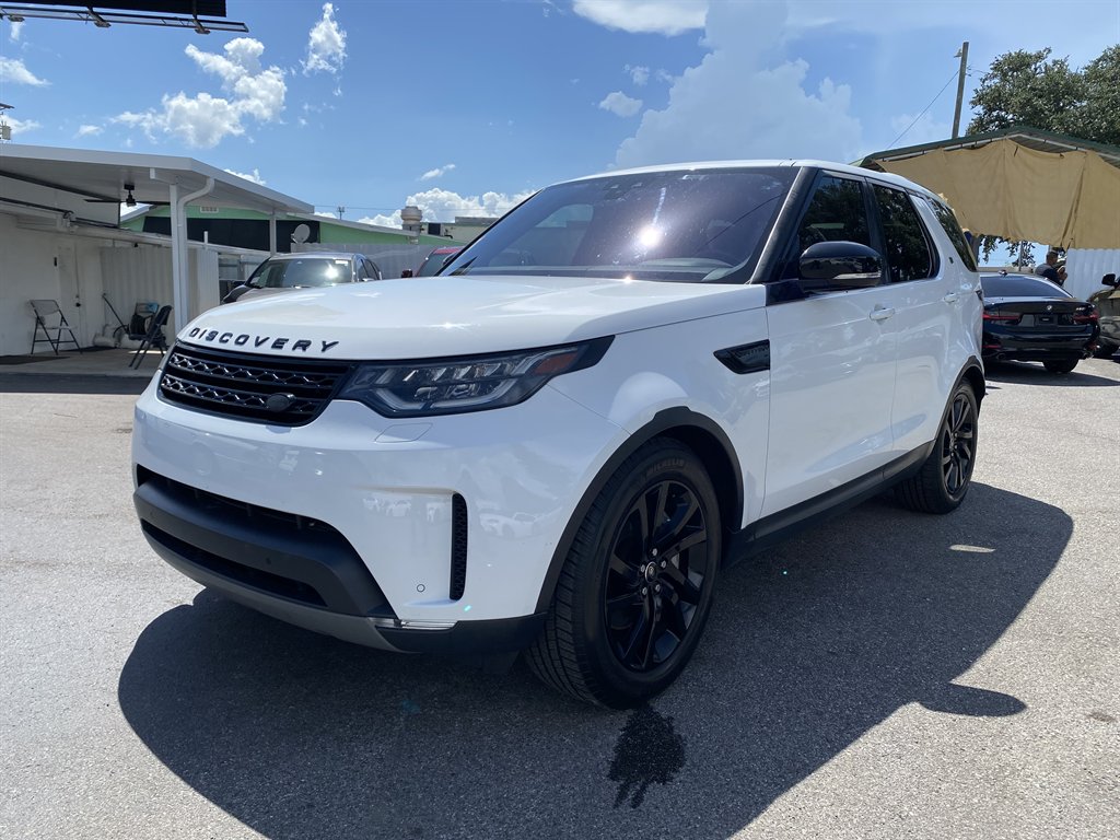 2018 Land Rover Discovery - $16,999