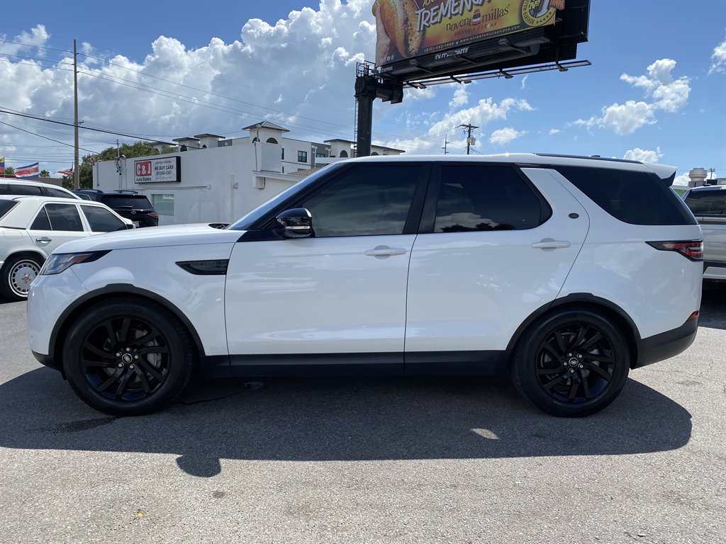 2018 Land Rover Discovery - $16,999