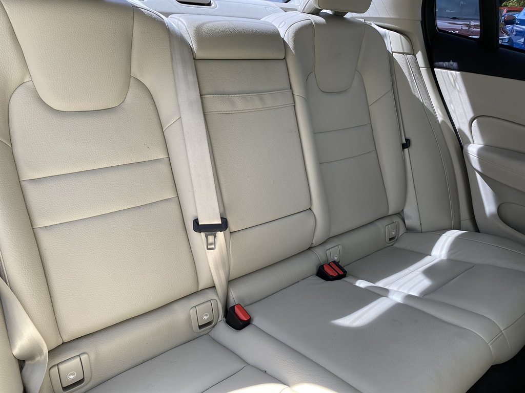 2020 Volvo S60 - $17,999