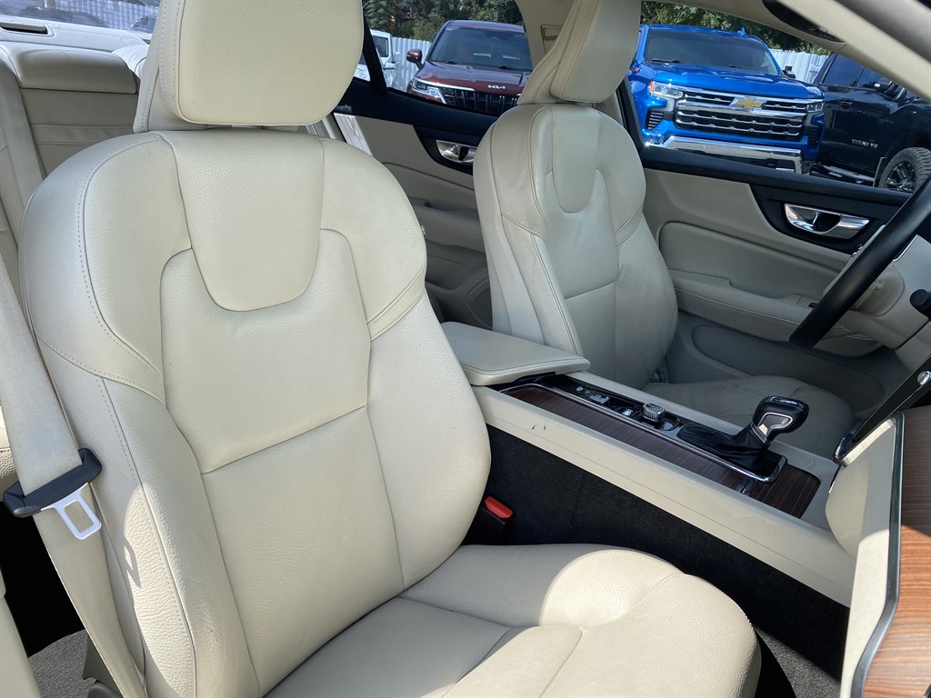 2020 Volvo S60 - $17,999
