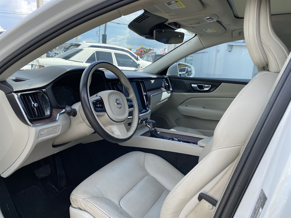 2020 Volvo S60 - $17,999