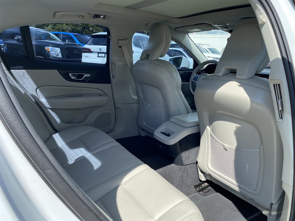 2020 Volvo S60 - $17,999