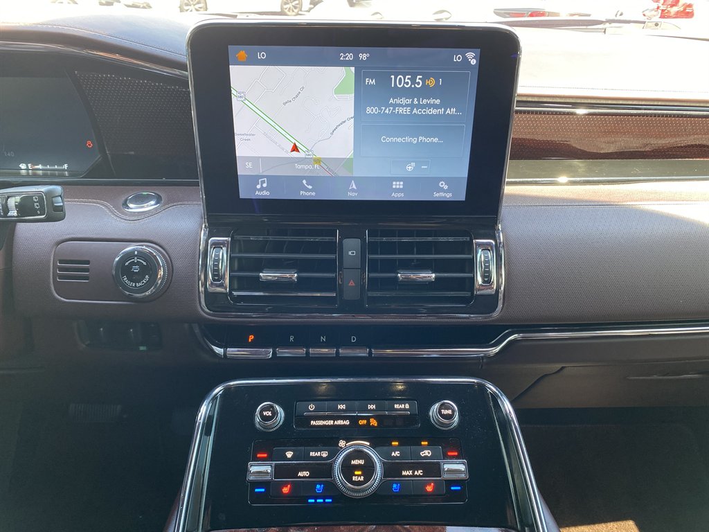 2018 Lincoln Navigator - $29,999