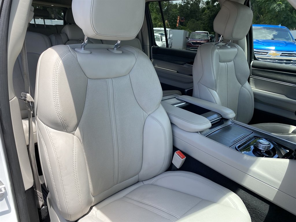 2024 Jeep Wagoneer - $36,999