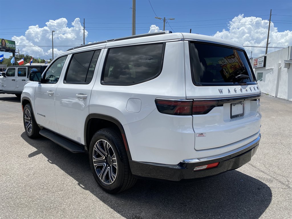 2024 Jeep Wagoneer - $36,999
