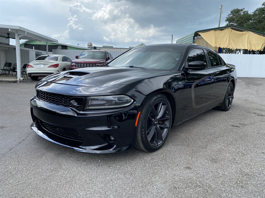 2019 Dodge Charger - $22,999