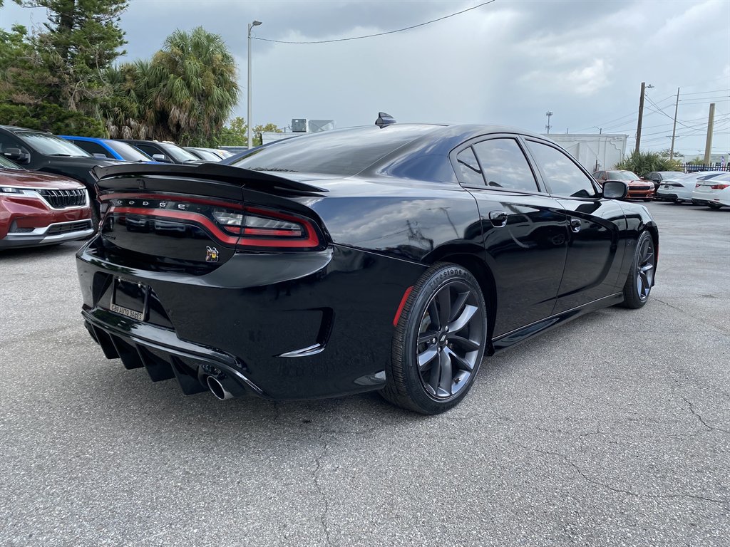 2019 Dodge Charger - $22,999