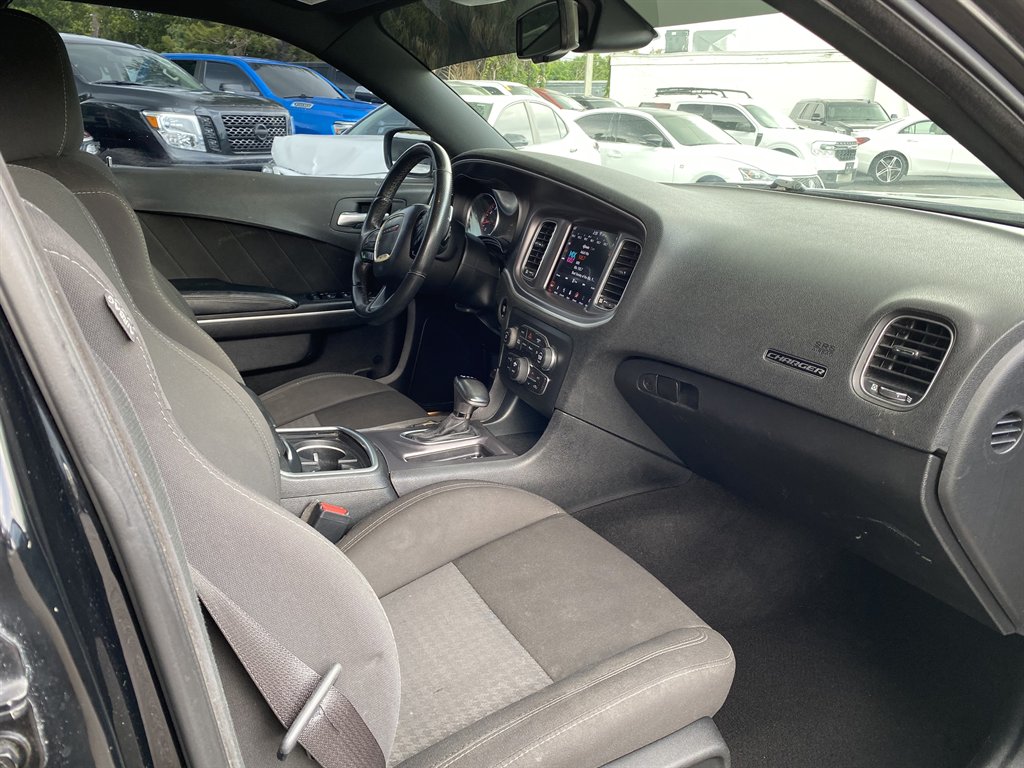 2019 Dodge Charger - $22,999