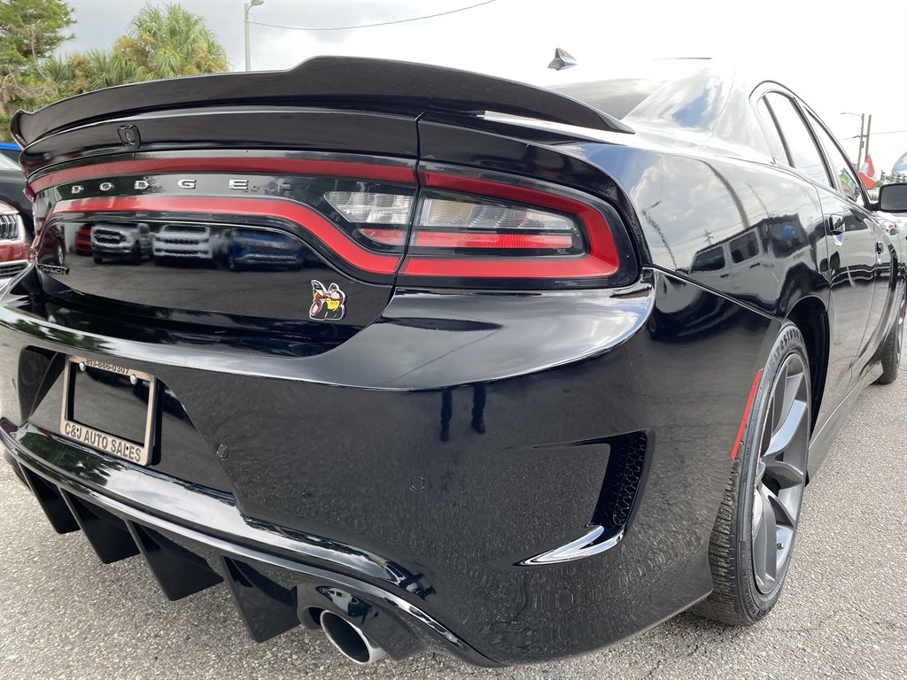 2019 Dodge Charger - $22,999