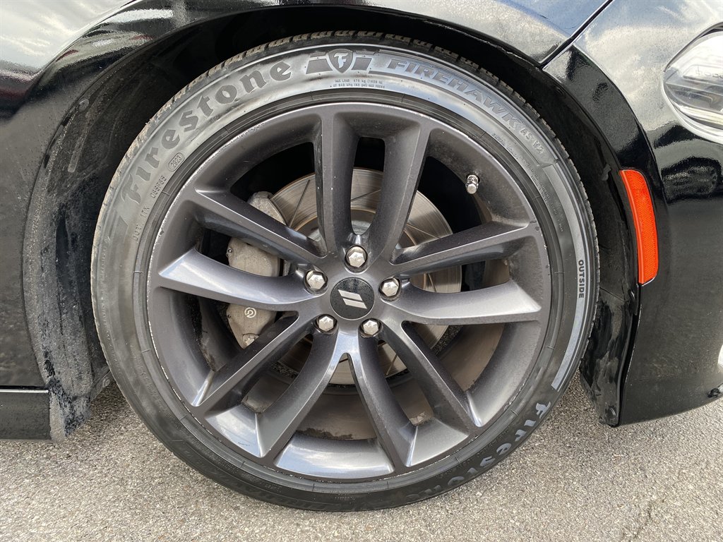 2019 Dodge Charger - $22,999