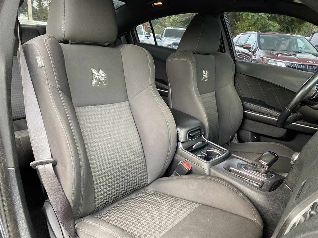 2019 Dodge Charger - $22,999
