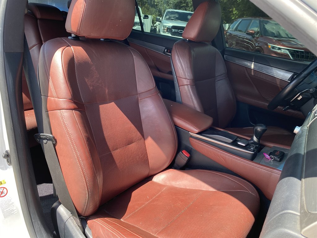 2013 Lexus GS - $16,999