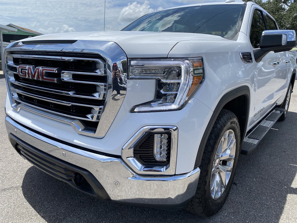 2021 GMC Sierra - $33,999