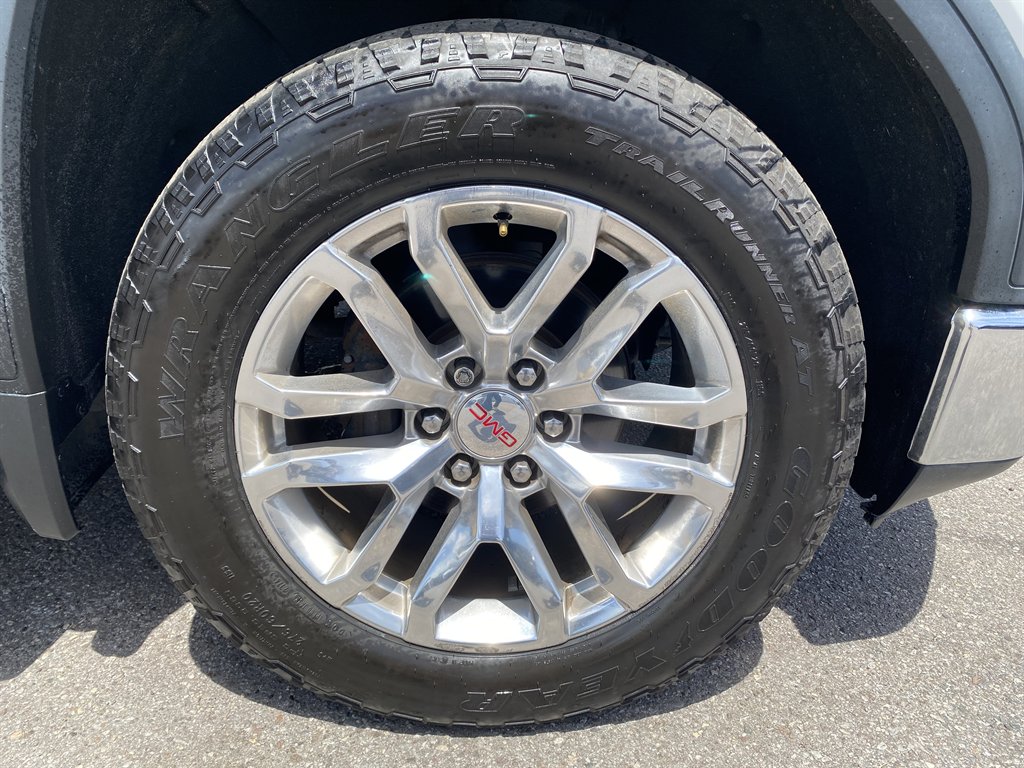 2021 GMC Sierra - $33,999