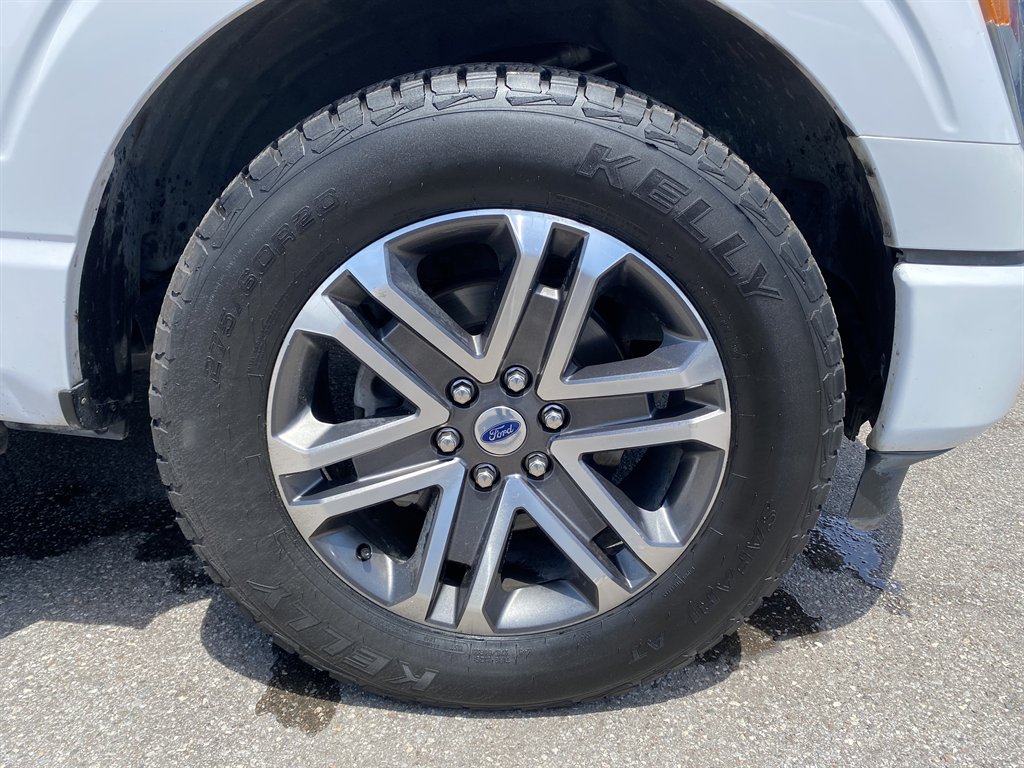 2021 Ford F-150 - $22,999