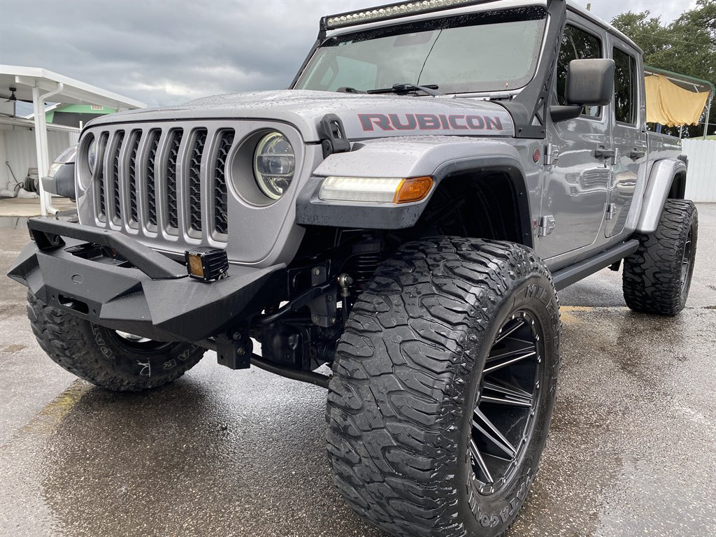2020 Jeep Gladiator - $34,999