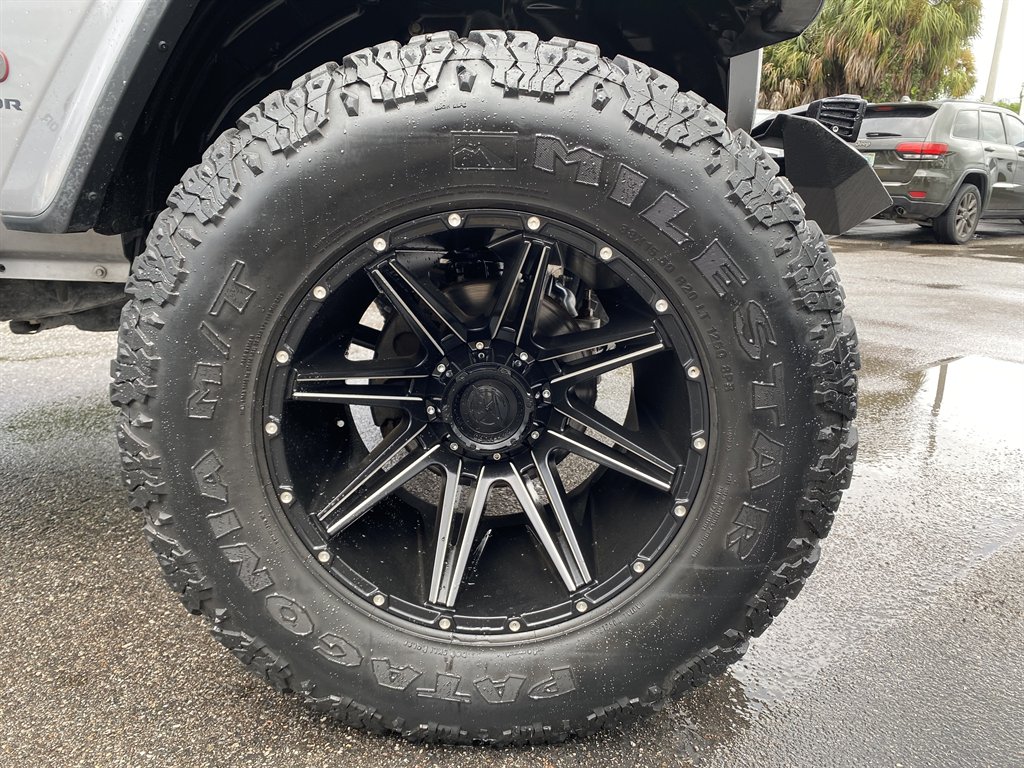 2020 Jeep Gladiator - $34,999