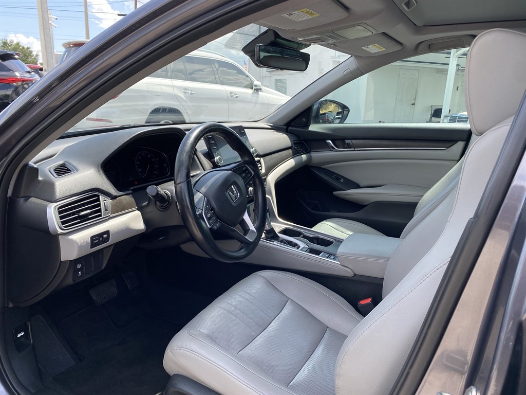 2020 Honda Accord - $18,999