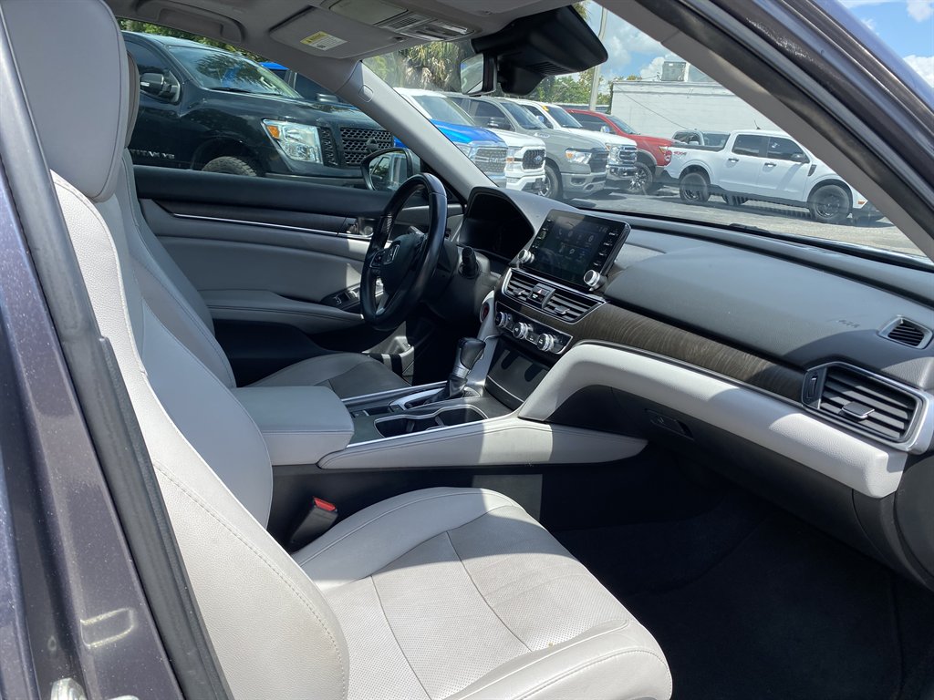 2020 Honda Accord - $18,999