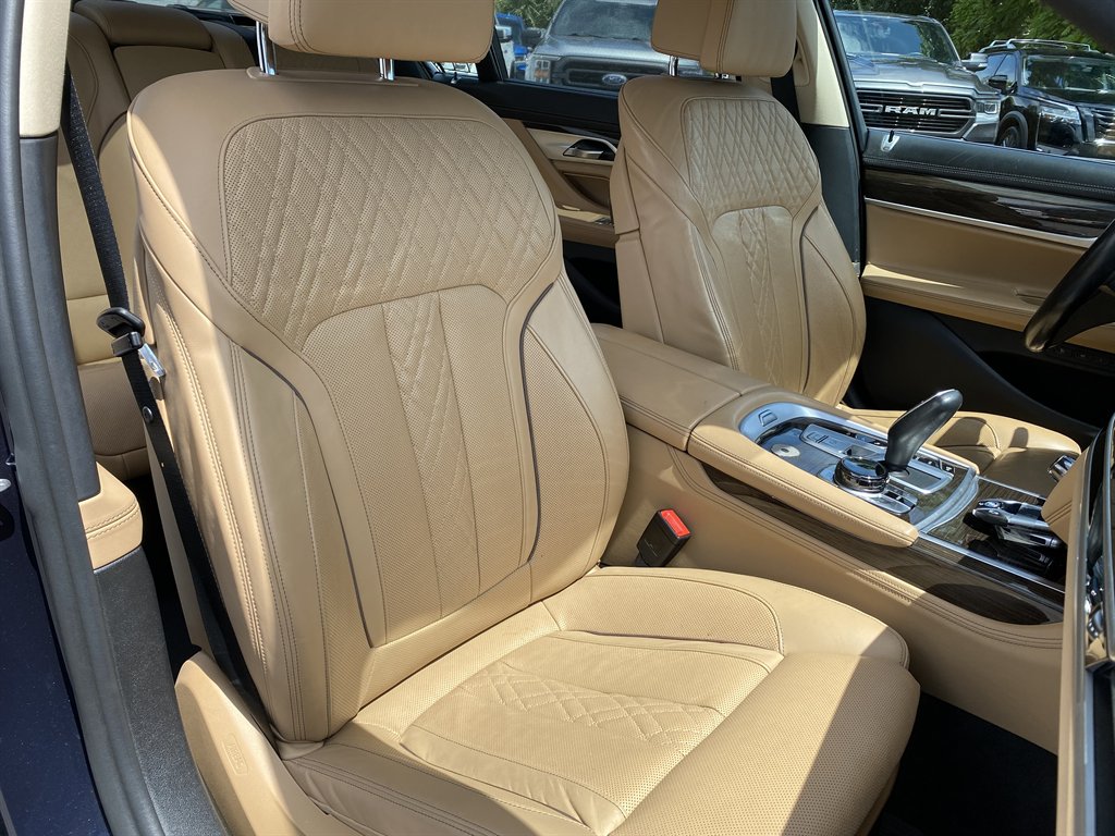 2019 BMW 740i - $22,999