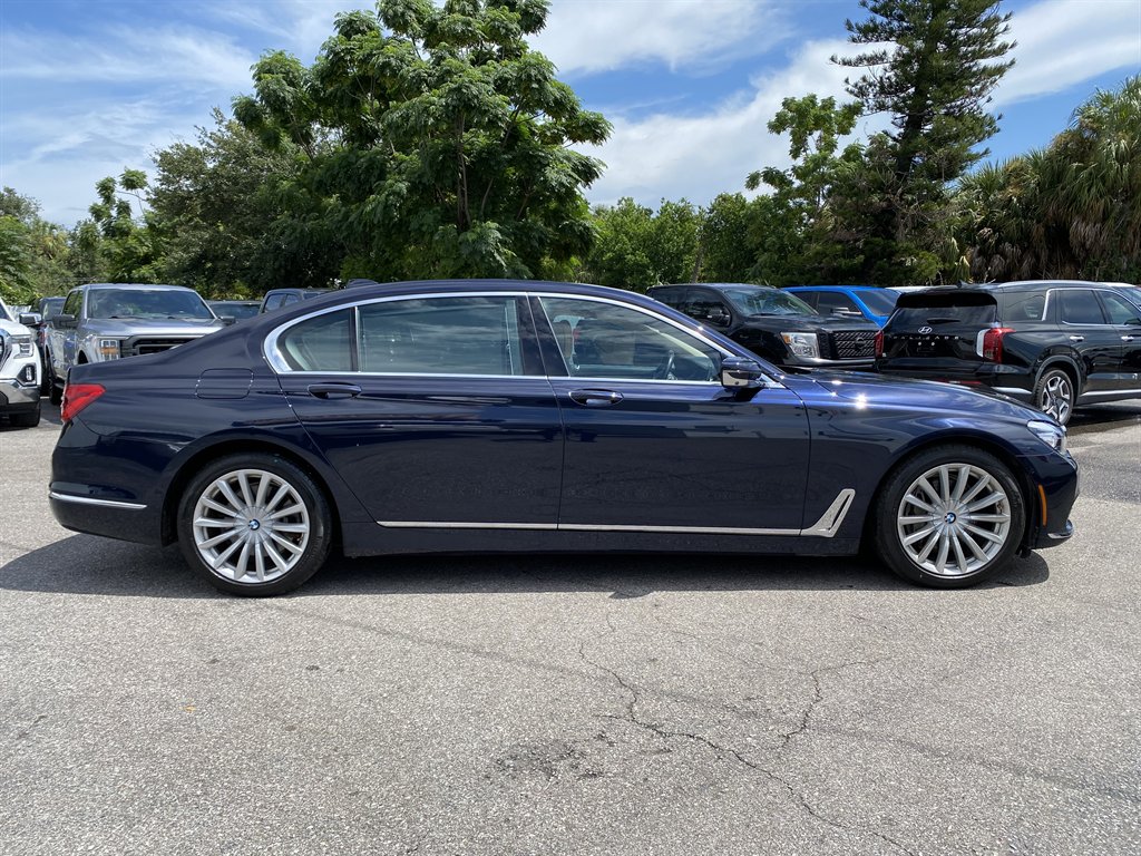 2019 BMW 740i - $22,999