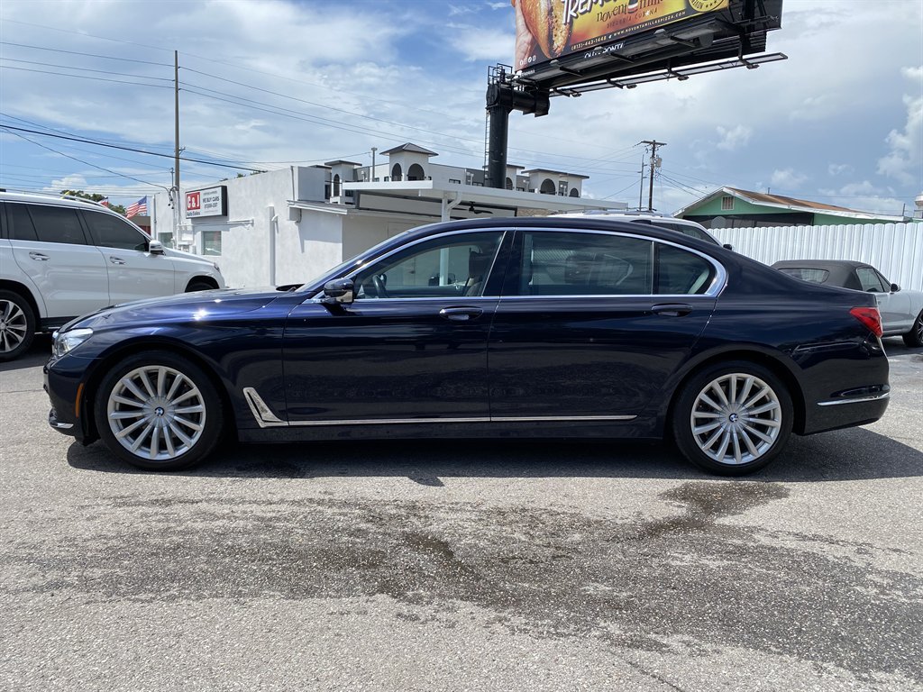 2019 BMW 740i - $22,999