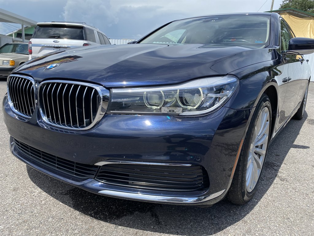 2019 BMW 740i - $22,999