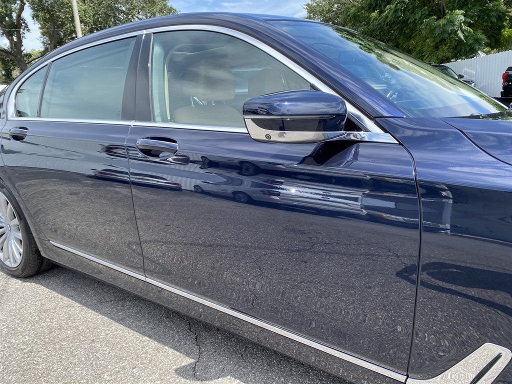 2019 BMW 740i - $22,999