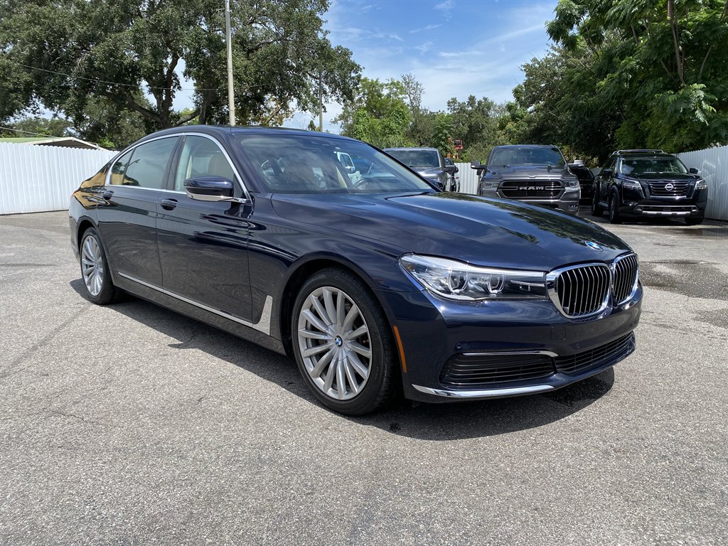 2019 BMW 740i - $22,999