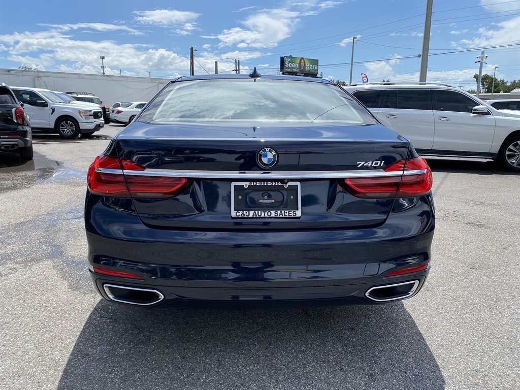 2019 BMW 740i - $22,999