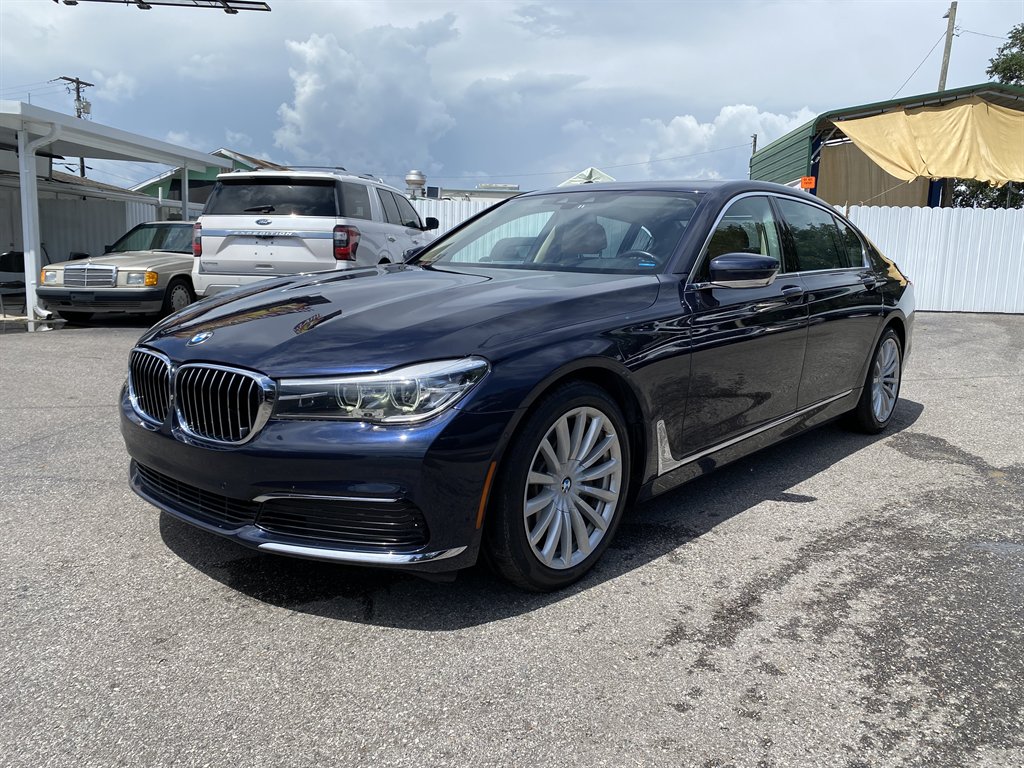 2019 BMW 740i - $22,999