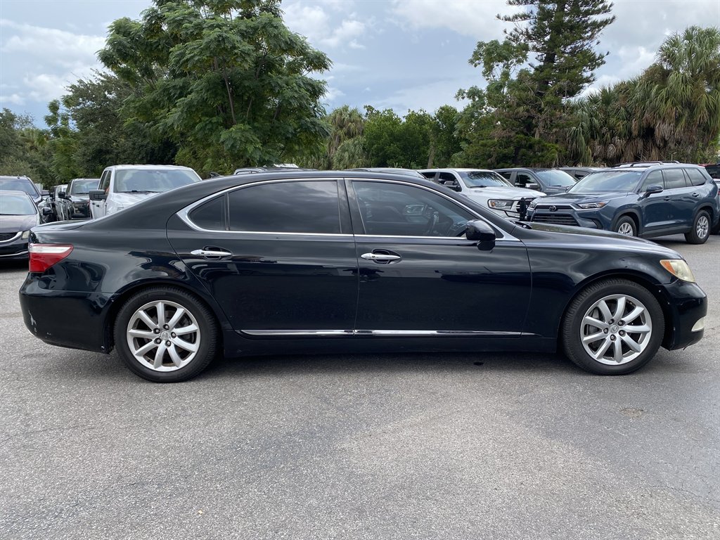 2009 Lexus LS - $5,995