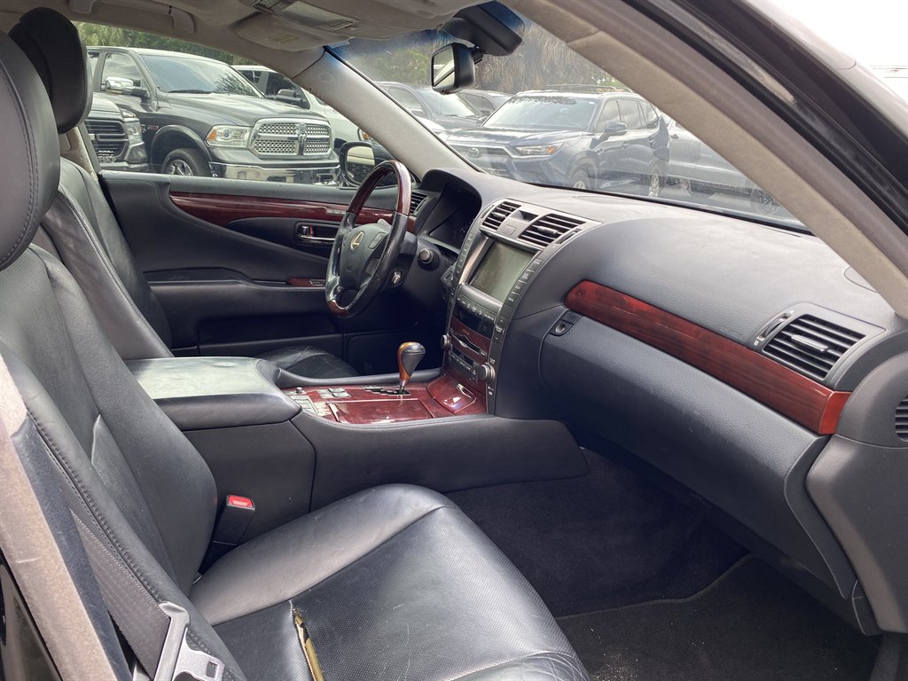 2009 Lexus LS - $5,995