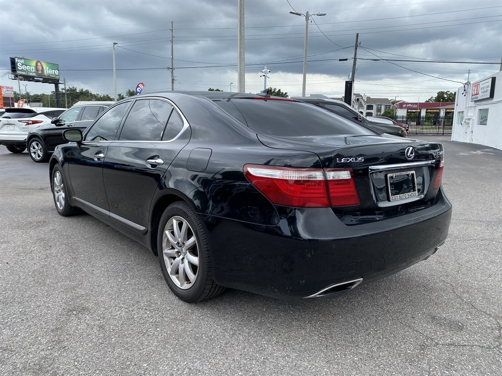 2009 Lexus LS - $5,995