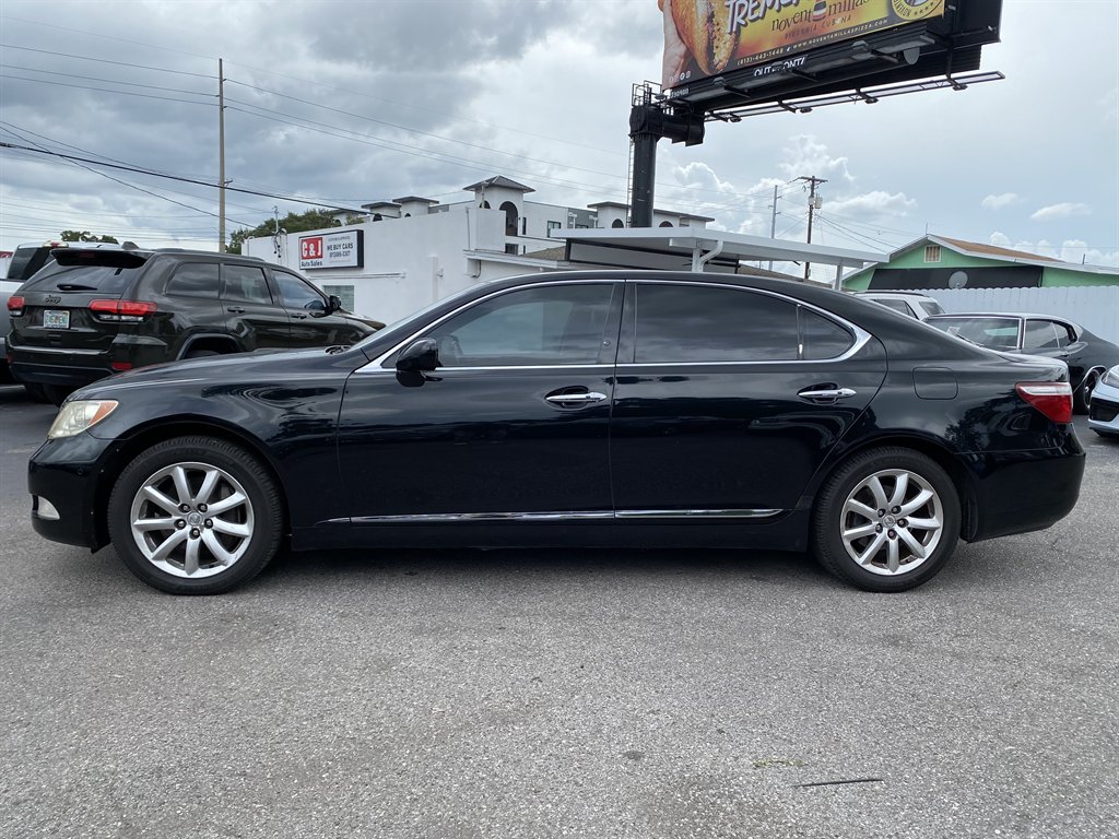 2009 Lexus LS - $5,995