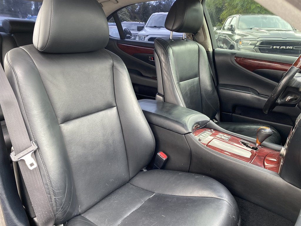 2009 Lexus LS - $5,995
