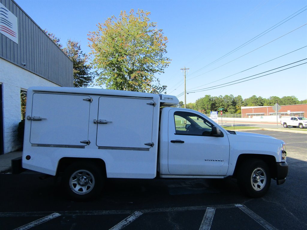 2018 Chevrolet Silverado 1500 Reefer BOX photo