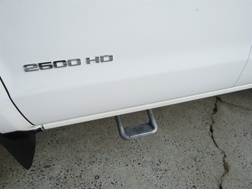 2018 Chevrolet Silverado - $14,500