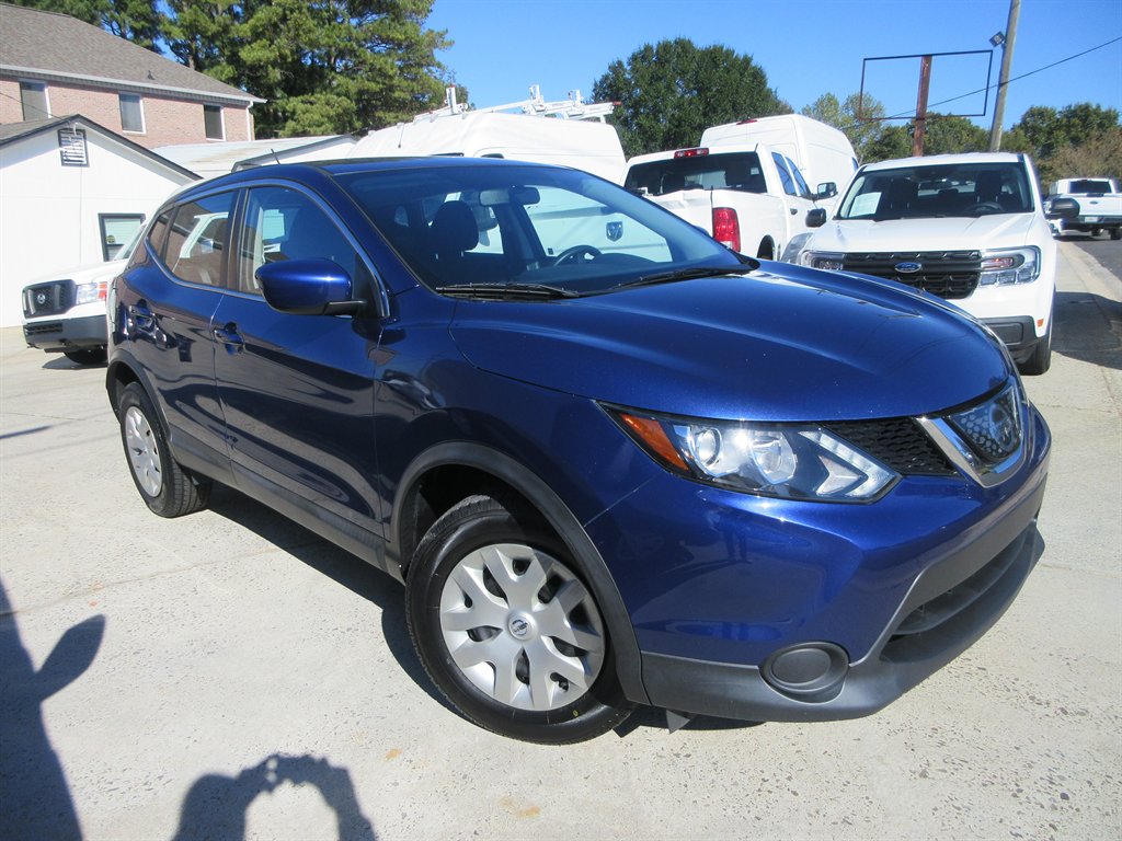 2018 Nissan Rogue - $9,996