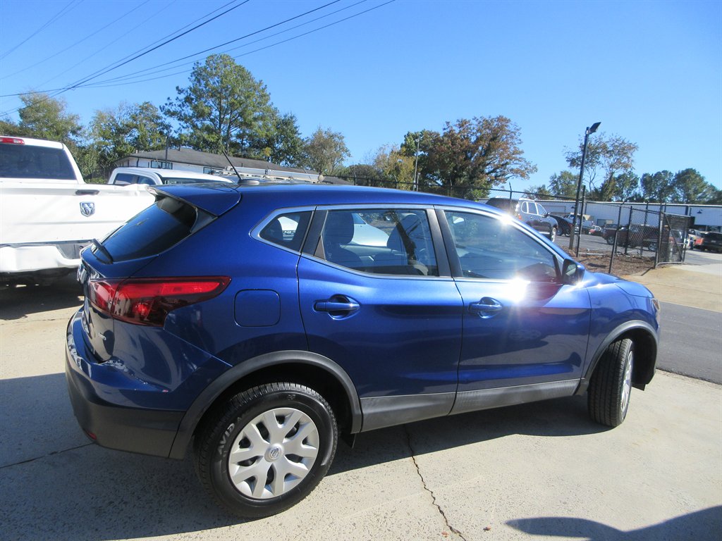 2018 Nissan Rogue - $9,996