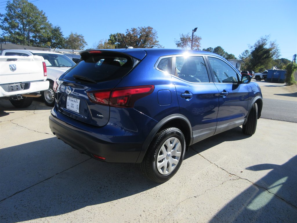 2018 Nissan Rogue - $9,996