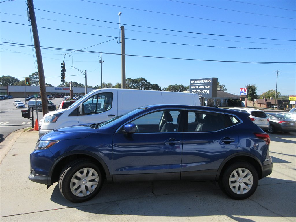 2018 Nissan Rogue - $9,996