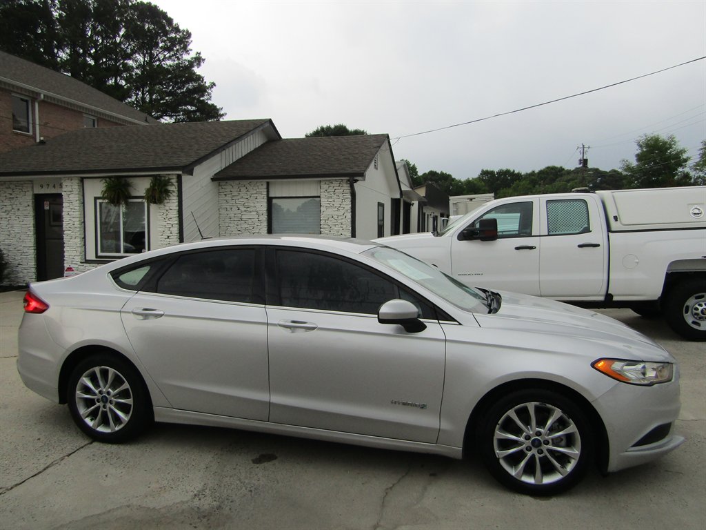 2017 Ford Fusion - $8,310