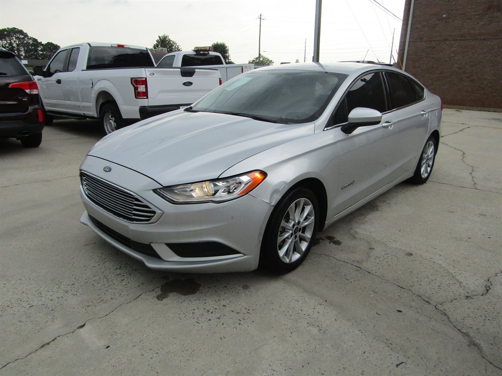 2017 Ford Fusion - $8,310