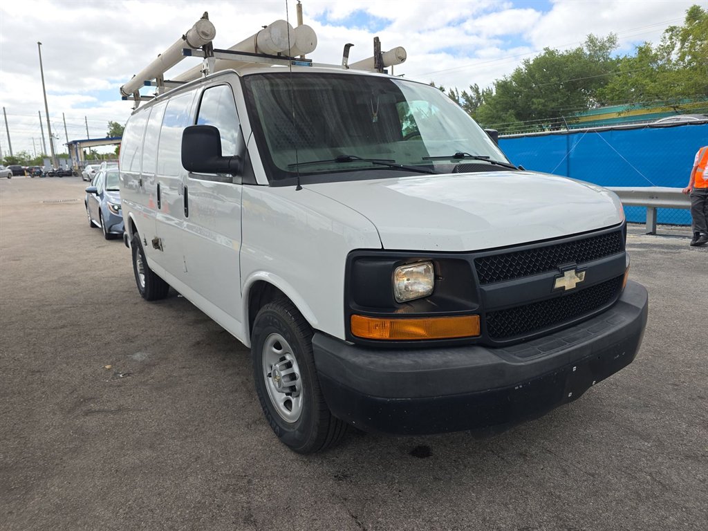 2016 Chevrolet G2500 Vans - $11,411