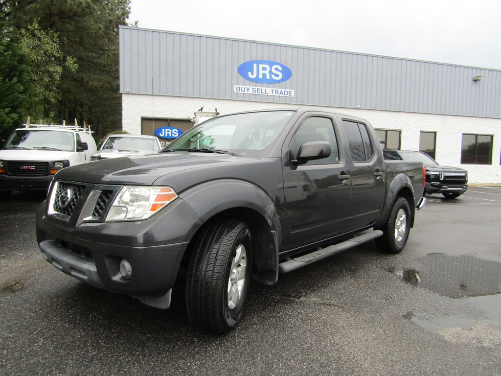 The 2012 Nissan Frontier S photos
