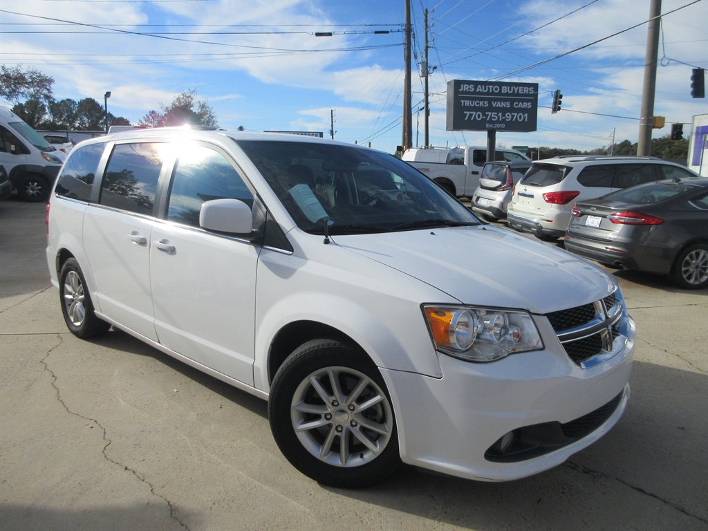 2019 Dodge Grand Caravan - $9,410