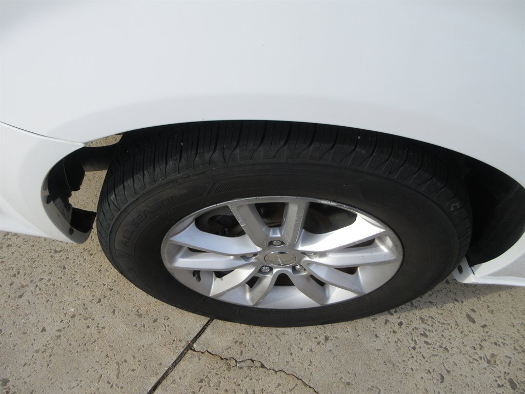 2019 Dodge Grand Caravan - $9,410