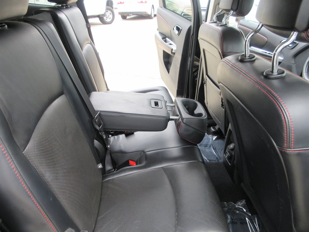 2015 Dodge Journey - $7,000