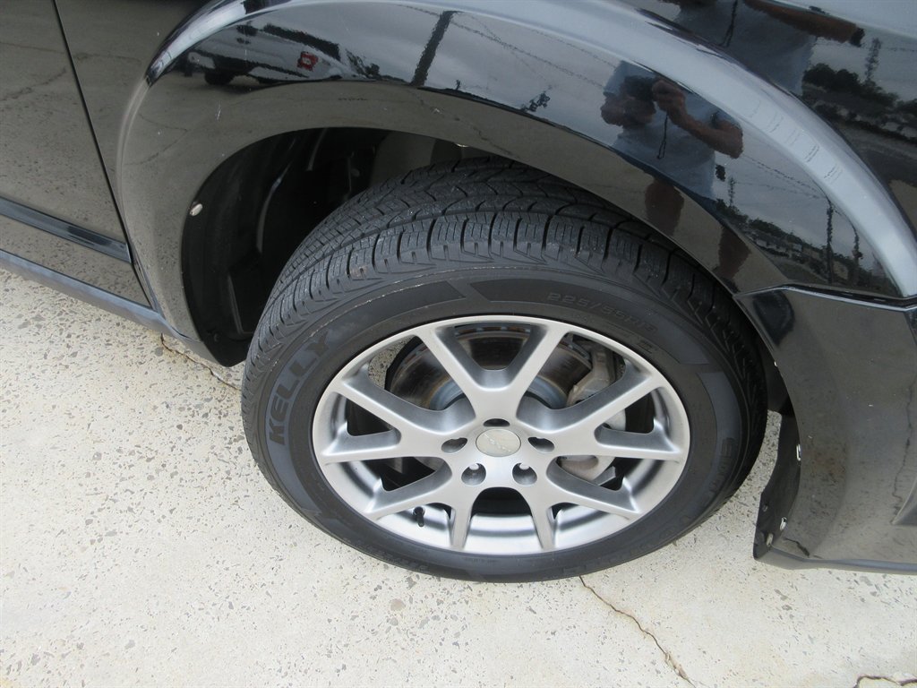 2015 Dodge Journey - $7,000